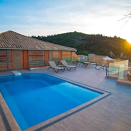 The Ionian View فندق 4*
